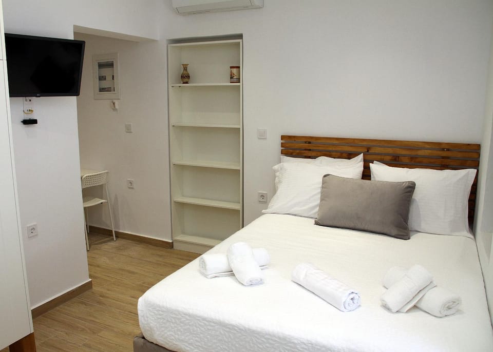 Tressos Maisons Apartment in Milos