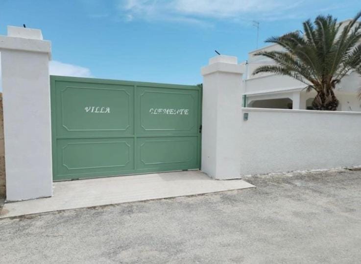 Villa Clemente Apartment in Province of Taranto