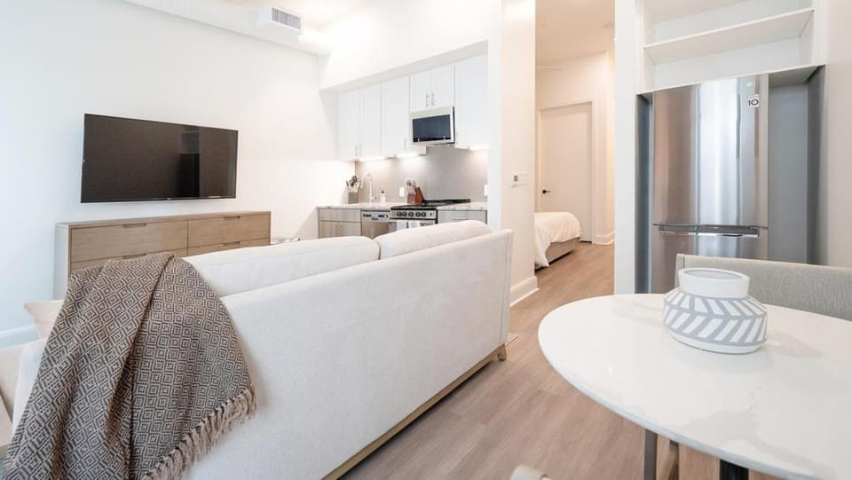 Landing Modern Apartment with Amazing Amenities (ID5790X46) Apartment in Birmingham