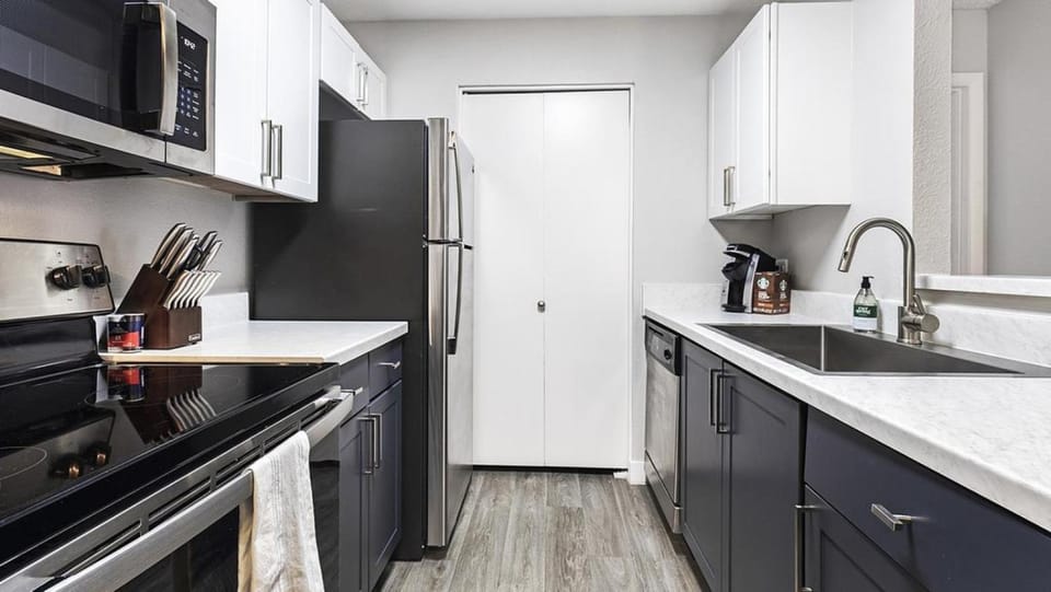 Landing Modern Apartment with Amazing Amenities (ID8221X53) Apartment in Casas Adobes