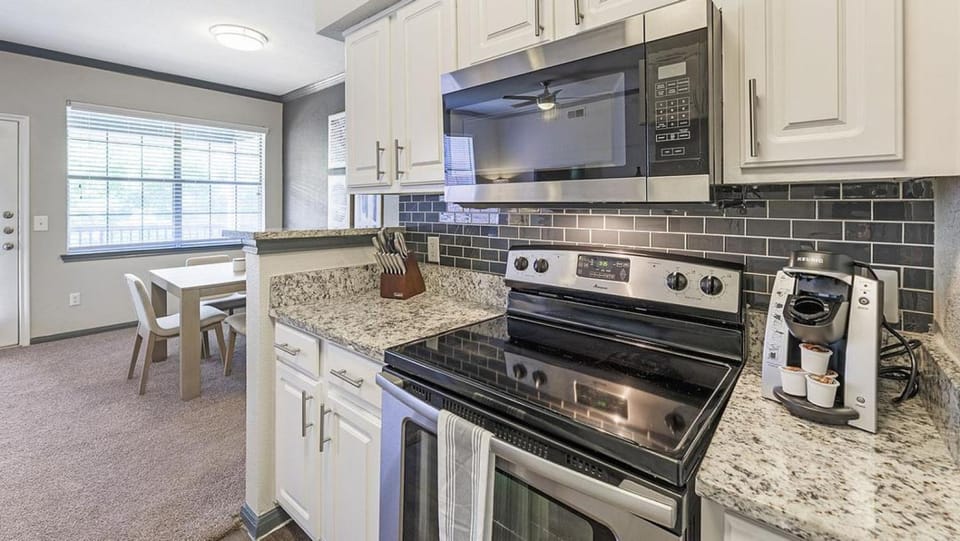 Landing Modern Apartment with Amazing Amenities (ID8657X03) Apartment in Fort Worth