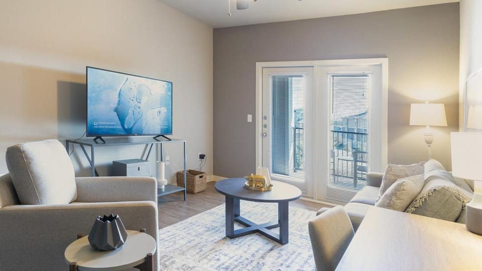 Landing Modern Apartment with Amazing Amenities (ID6573X63) Apartment in San Antonio