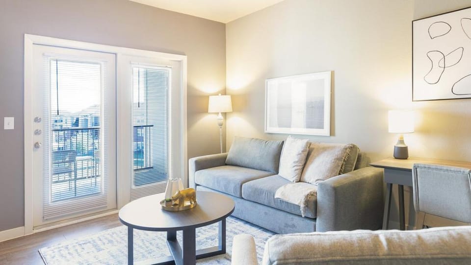 Landing Modern Apartment with Amazing Amenities (ID6573X63) Apartment in San Antonio