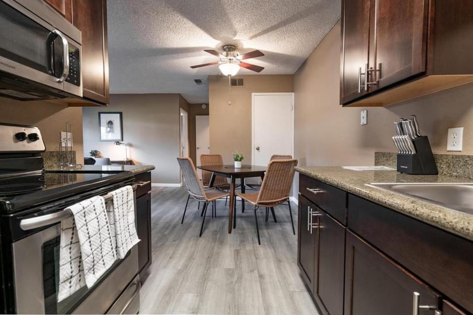 Landing Modern Apartment with Amazing Amenities (ID6916) Apartment in San Francisco Bay Area