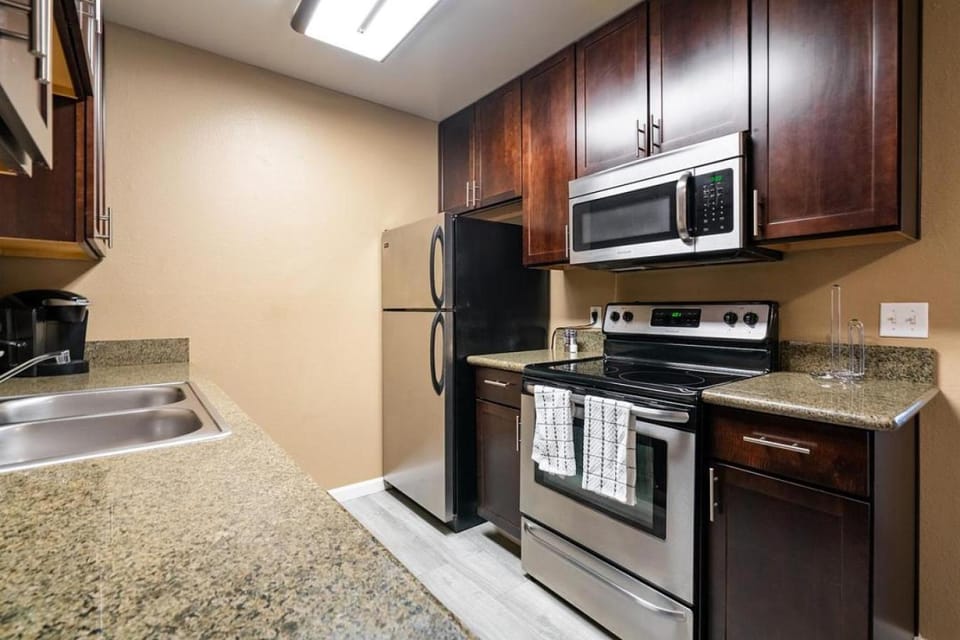 Landing Modern Apartment with Amazing Amenities (ID6916) Apartment in San Francisco Bay Area
