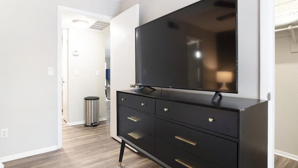 Landing Modern Apartment with Amazing Amenities (ID9622X63) Apartment in Altamonte Springs