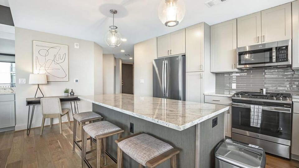Landing Modern Apartment with Amazing Amenities (ID9007X79) Apartment in Houston