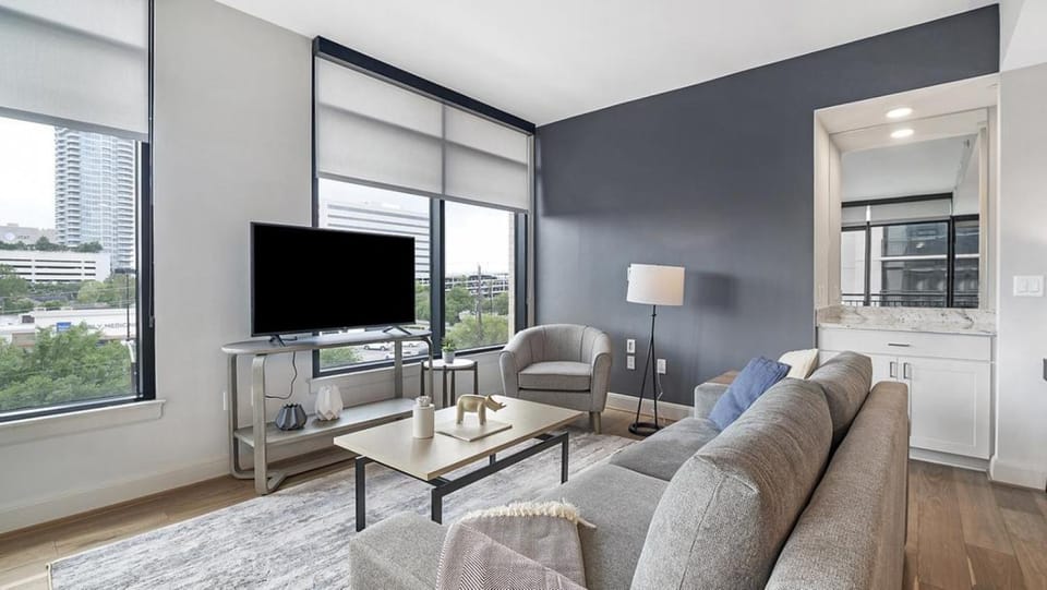 Landing Modern Apartment with Amazing Amenities (ID9007X79) Apartment in Houston