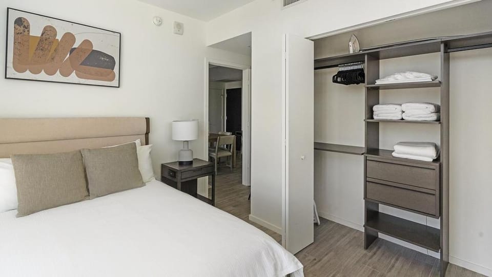 Landing - Modern Apartment with Amazing Amenities (ID1401X726) Apartment in Fort Lauderdale