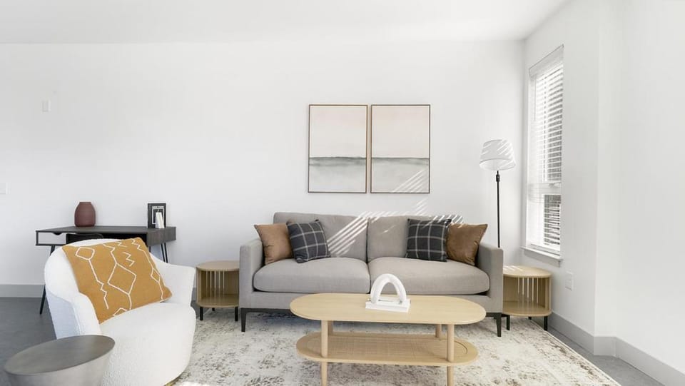 Landing - Modern Apartment with Amazing Amenities (ID1398X195) Apartment in Richmond