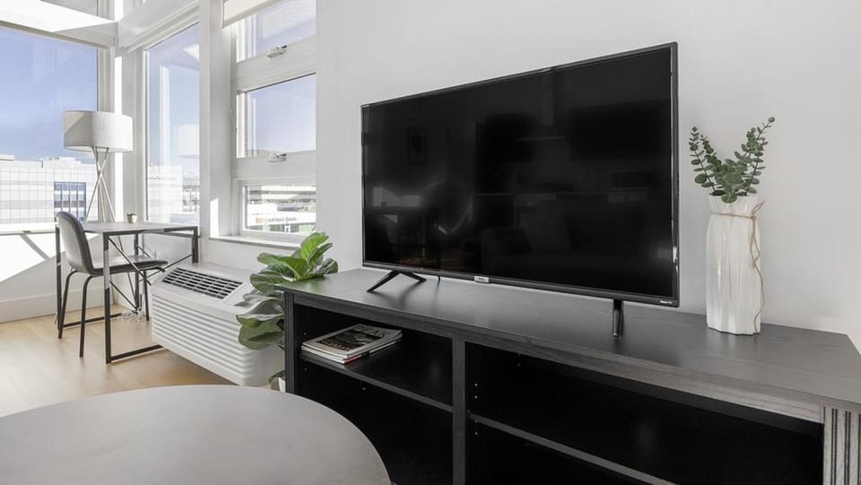 Landing - Modern Apartment with Amazing Amenities (ID1401X734) Apartment in Cherry Creek