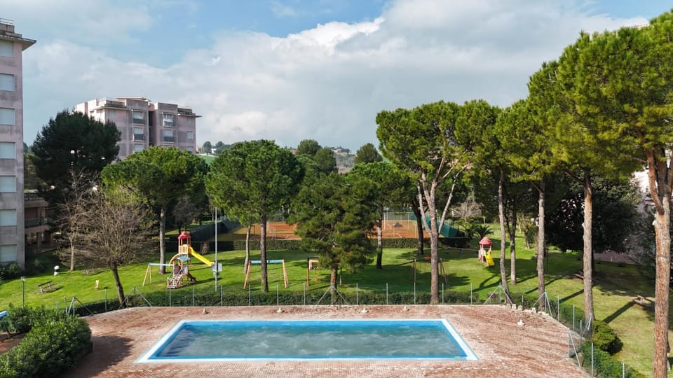 M072 - Marcelli, trilocale in residence con piscina Apartment in Marcelli