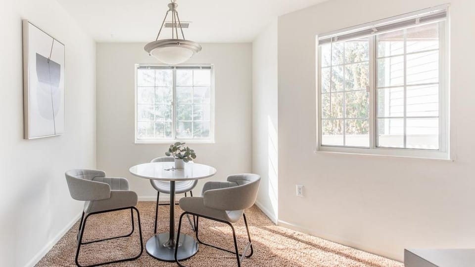 Landing Modern Apartment with Amazing Amenities (ID4410X79) Apartment in Pike Township