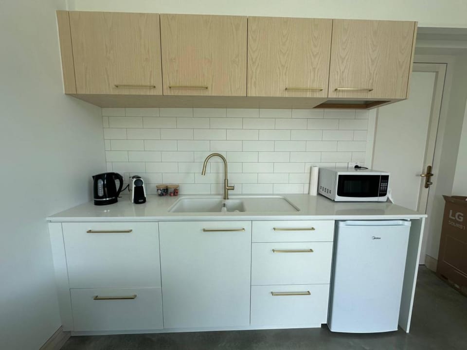 Coffee/tea facilities, Kitchen or kitchenette, minibar, toaster