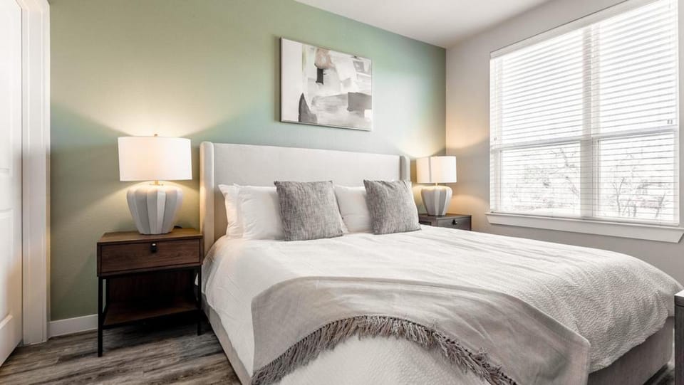 Landing Modern Apartment with Amazing Amenities (ID7345X71) Apartment in Austin