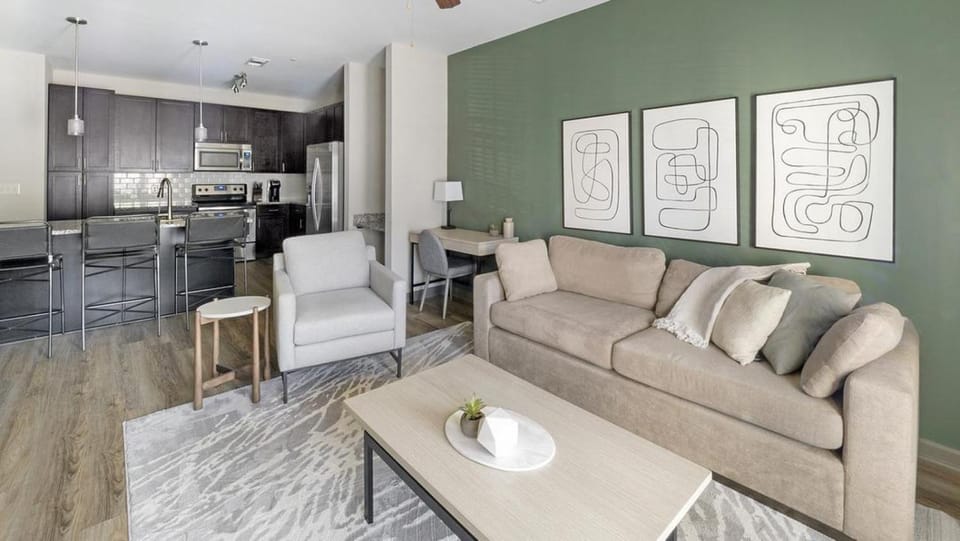 Landing Modern Apartment with Amazing Amenities (ID8476X21) Apartment in Mount Pleasant