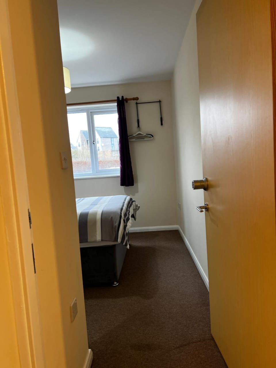 Bed, Photo of the whole room, Seating area, Bedroom