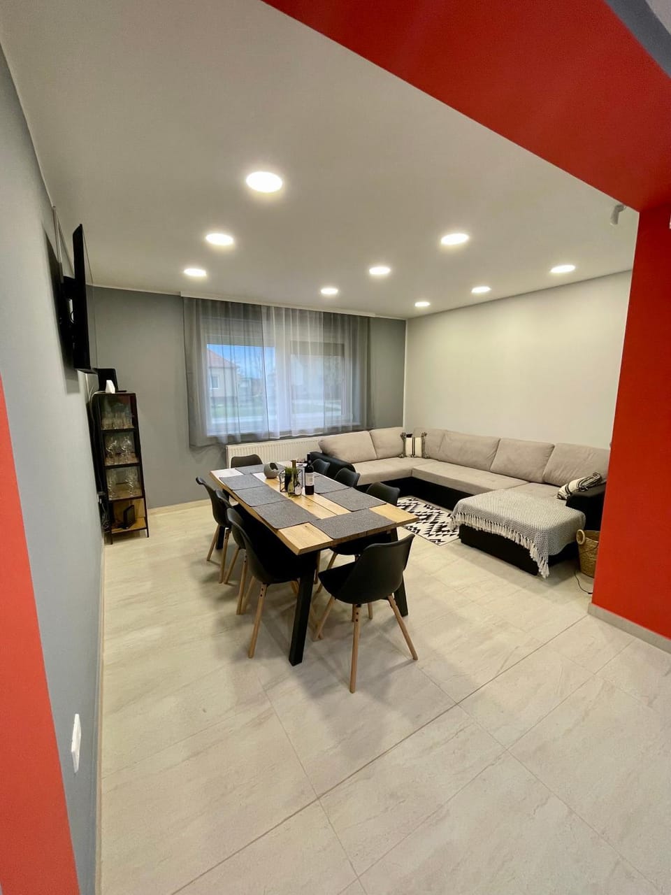 Living room, Seating area