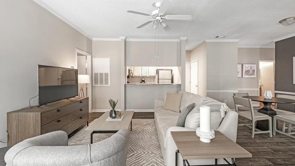 Landing Modern Apartment with Amazing Amenities (ID9147X63) Apartment in Vestavia Hills
