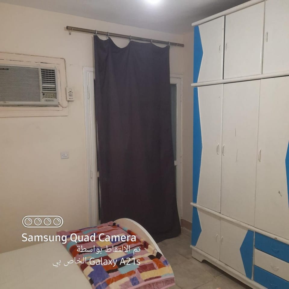 Bed, Bedroom, air conditioner