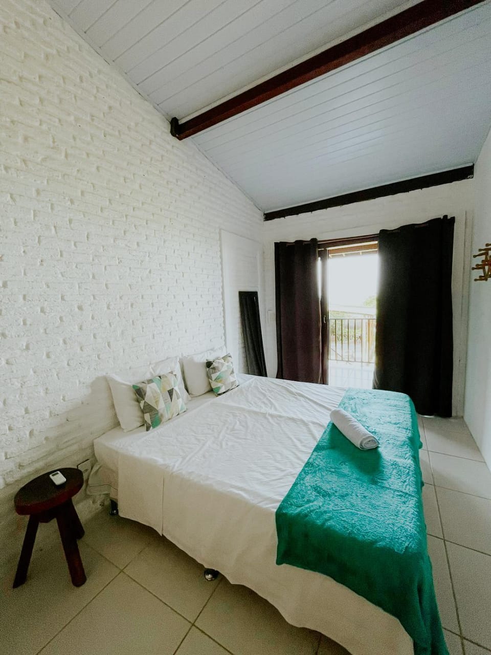 Bed, Balcony/Terrace, Photo of the whole room, Bedroom
