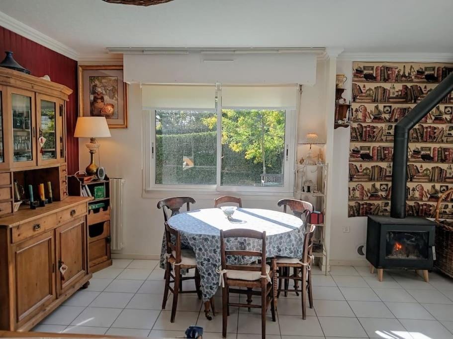 Ty Clafout Vannetaise parking wifi linge non inclus House in Brittany