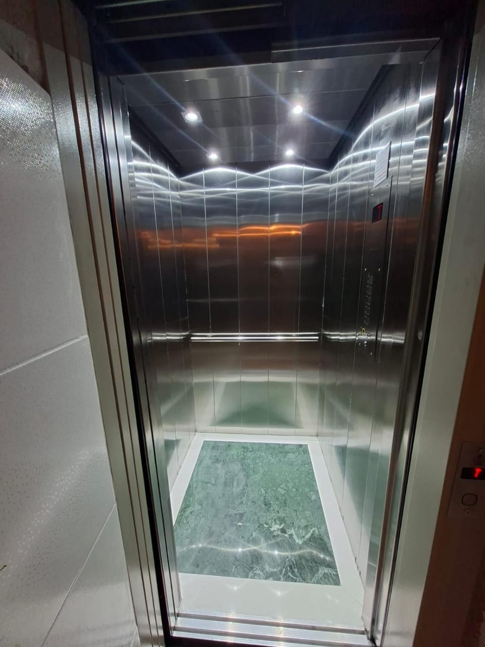 elevator
