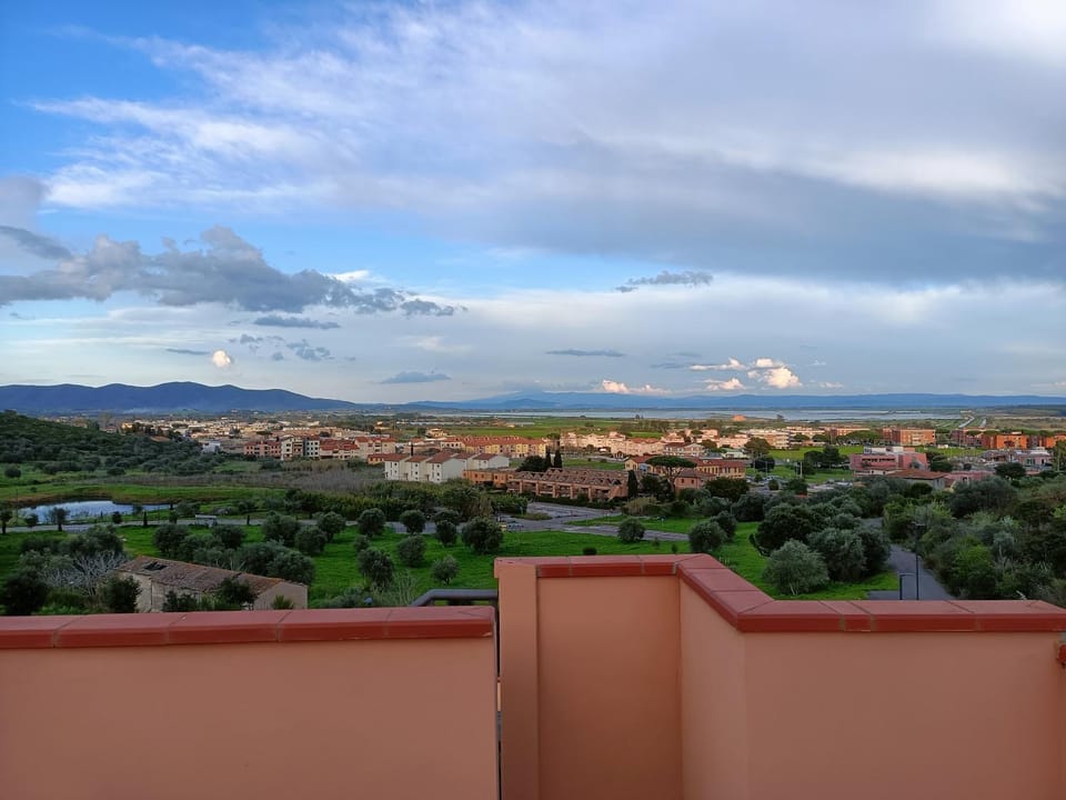 Balcony/Terrace, City view