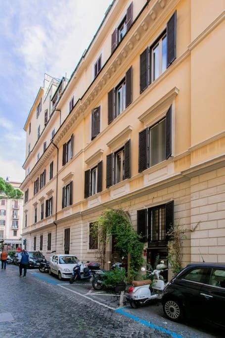 Borgo Plauto Oasi di Eleganza vicino al vaticano Apartment in Rome