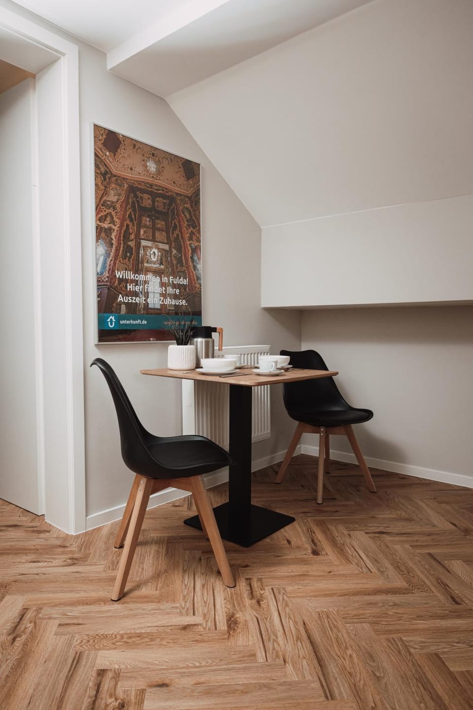 Coffee/tea facilities, Dining area