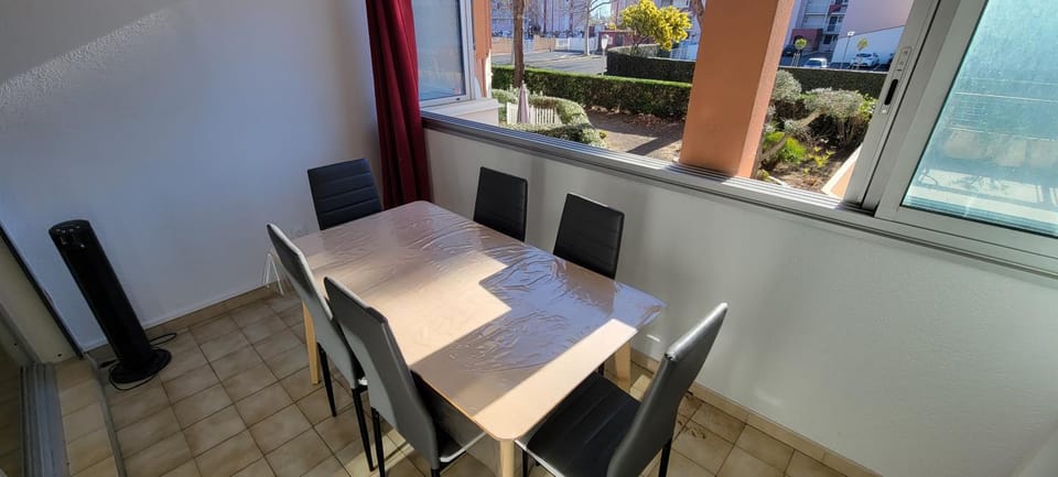 Les Jardins du Cap, piscine, parking, 50m plage Apartment in Agde