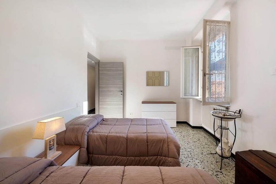 Property building, Living room, Bedroom