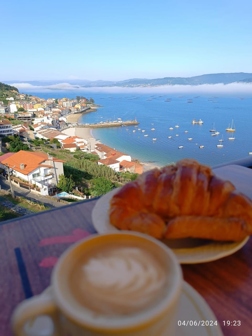 Natural landscape, Food, City view, Sea view, Breakfast