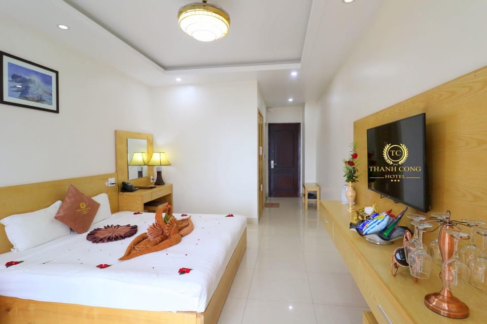 Khách sạn Thành Công - Cát Bà Hotel in Laos