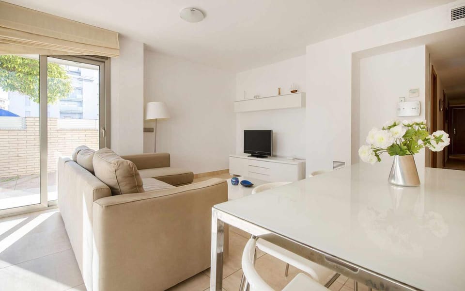 Voramar – A 50 m de la Playa, Parking y A/A Apartment in Tossa de Mar