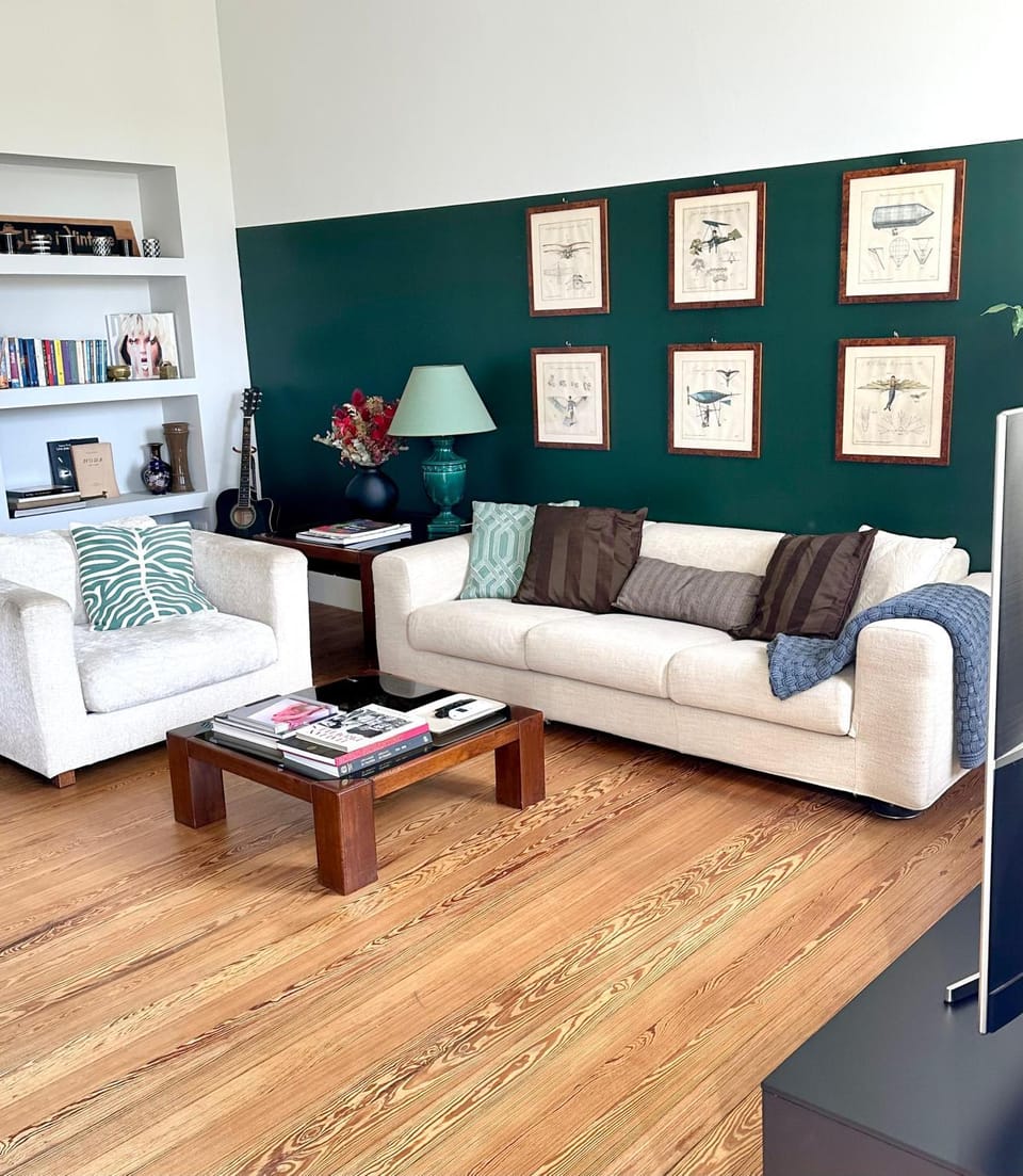 Living room, Seating area