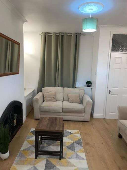 Sage Home - sweet & snuggly House in England