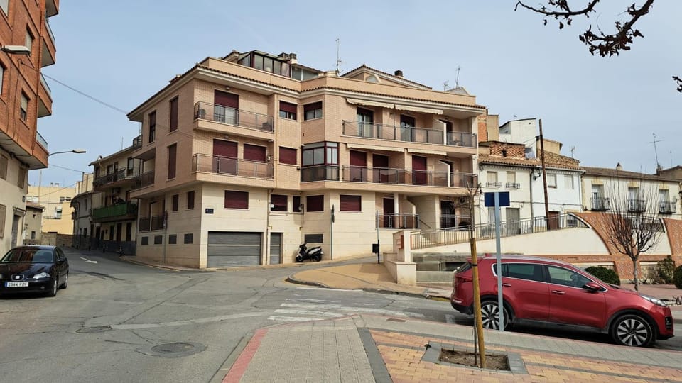 Property building, Day, Neighbourhood, Location