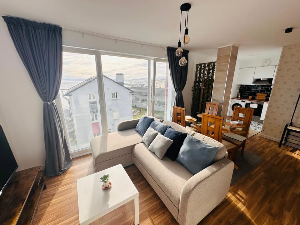 Apartamentos LAMAROSA -LAS PLAYAS Apartment in Galicia