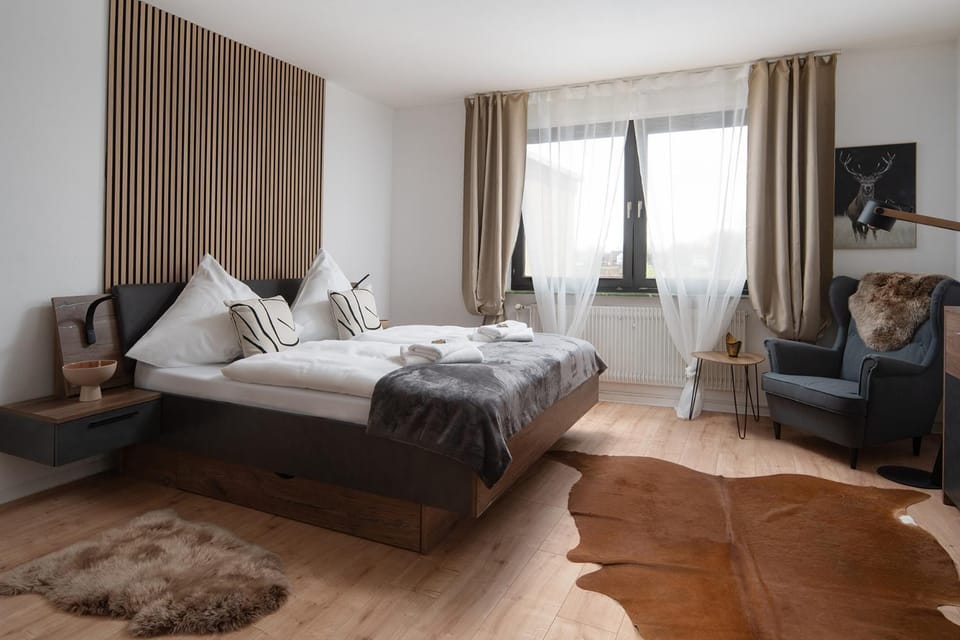 Bed, Photo of the whole room, Bedroom