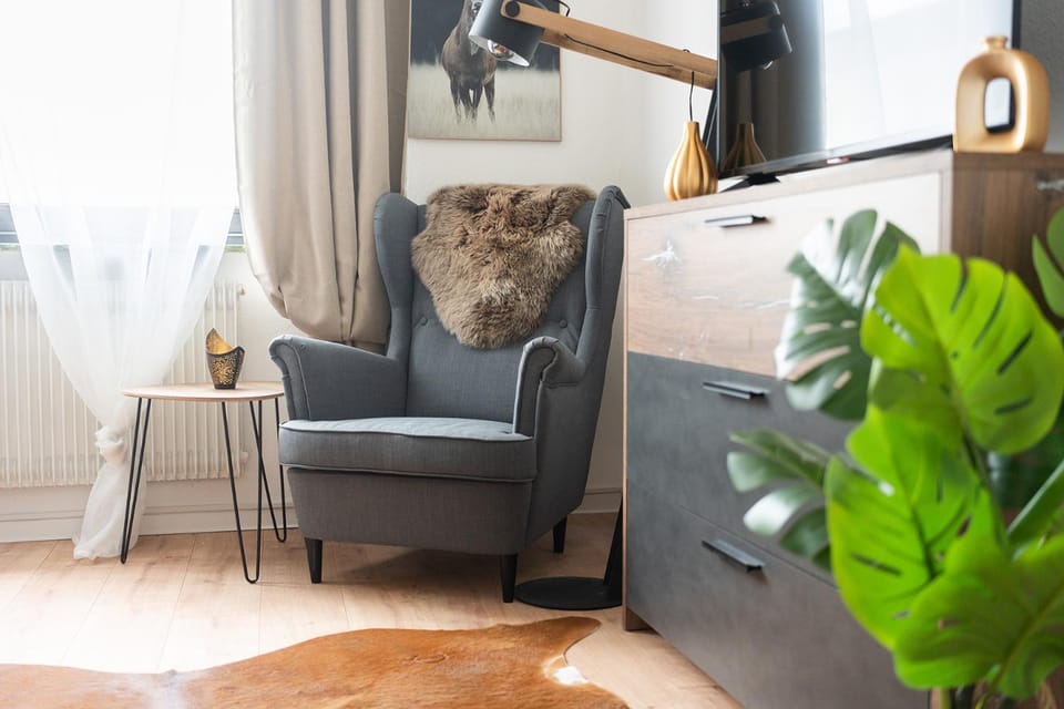 Seating area, Bedroom