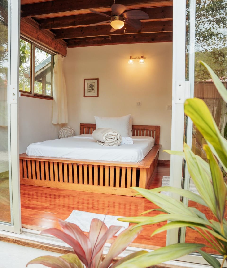 Tema'e Beach House Vacation rental in Moorea-Maiao