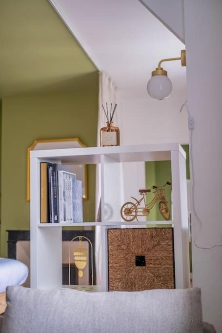 Elegant Bubble - Gare Apartment in Epernay
