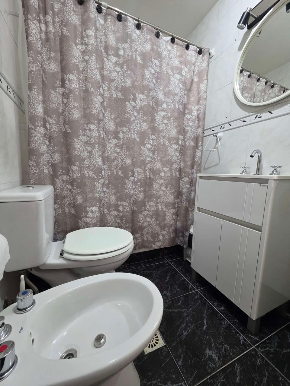 Bathroom, Bath, bidet