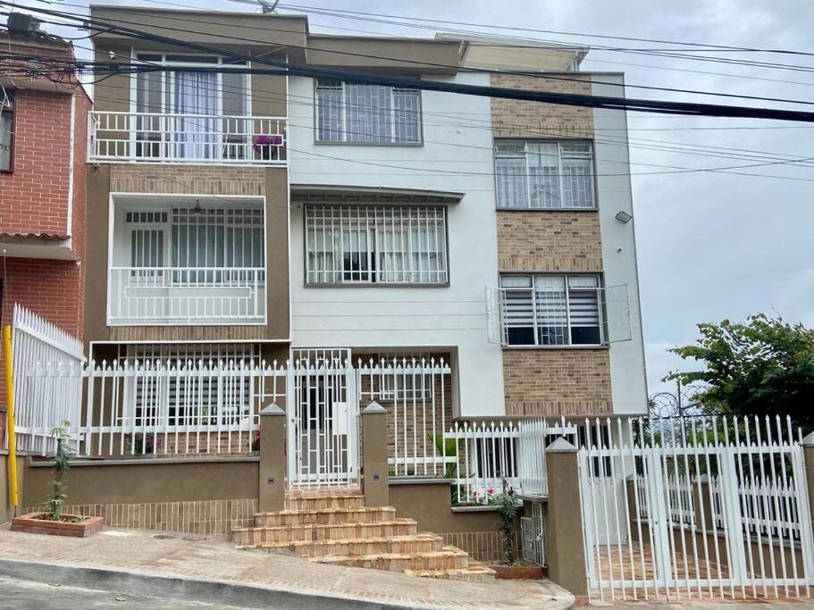 Apartamento Turismo en Ibagué ESMERALDA Apartment in Ibagué