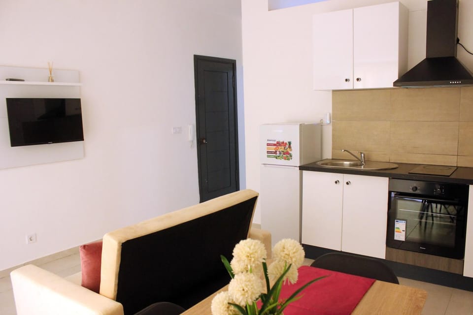 TV and multimedia, Living room, Communal kitchen