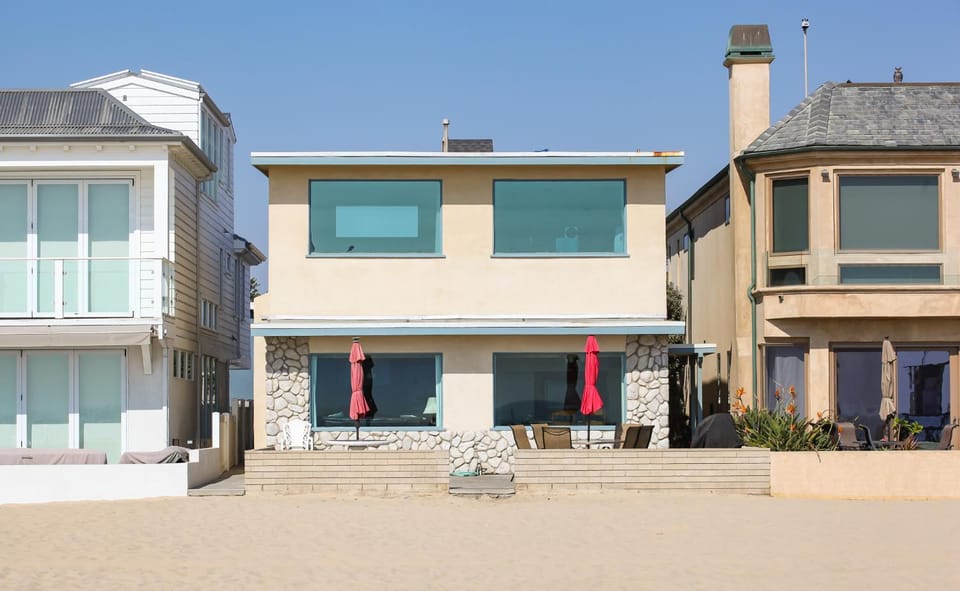 West Newport Oceanfront Home and Patio on 65th St House in Costa Mesa