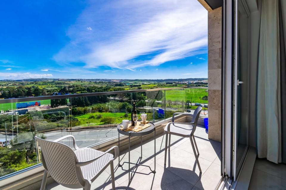 New Spacious Apartment 3 Bdr 2 Bth Bugibba 124 with View Apartment in Saint Paul's Bay