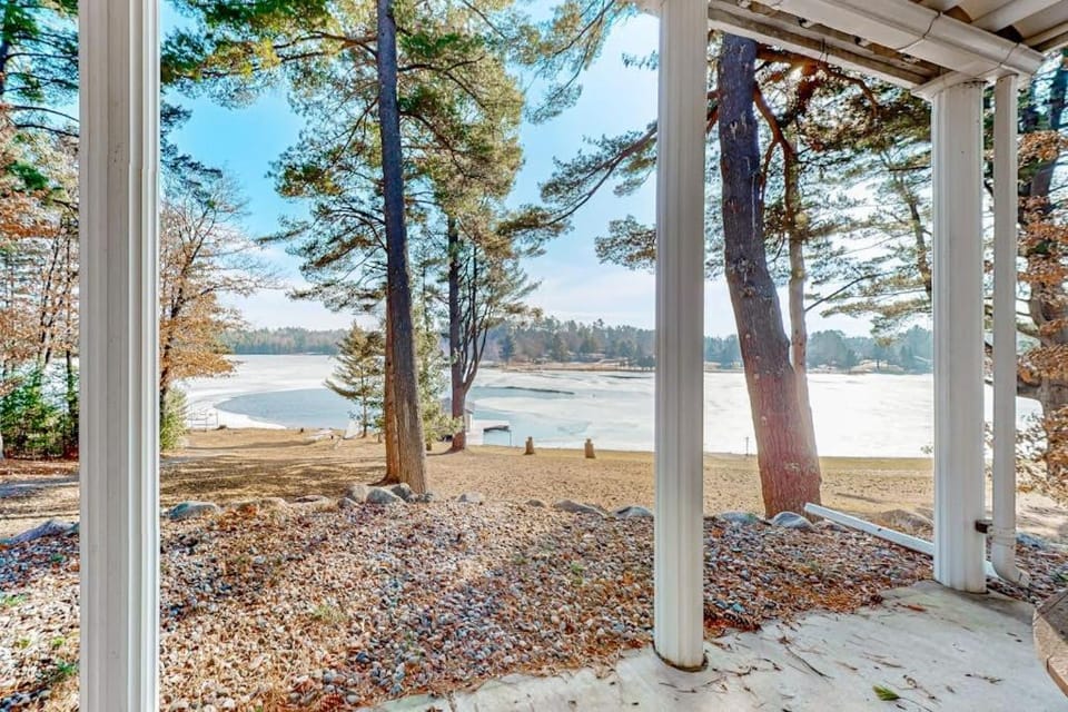 Yellow Birch Memories House in Eagle River