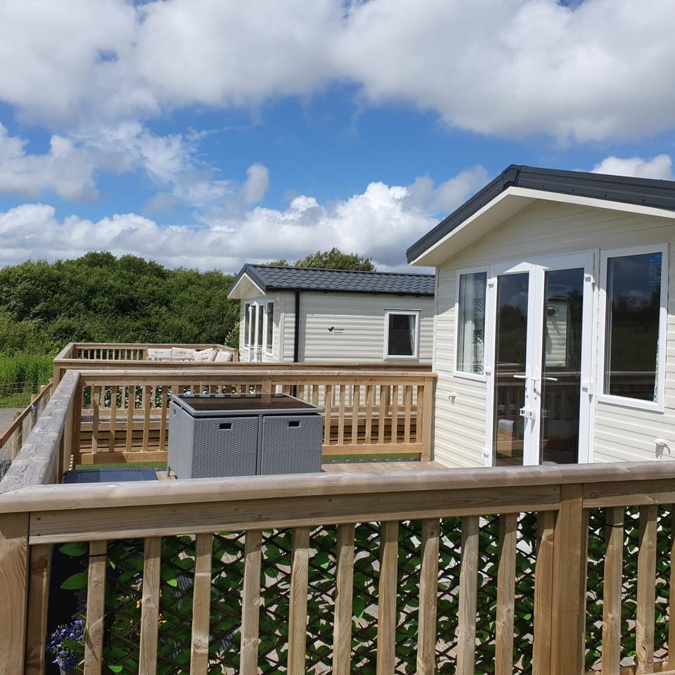 Patio, Balcony/Terrace